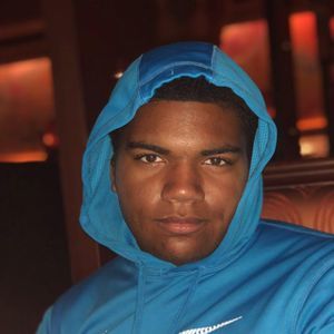 Meet your Posher, Julian